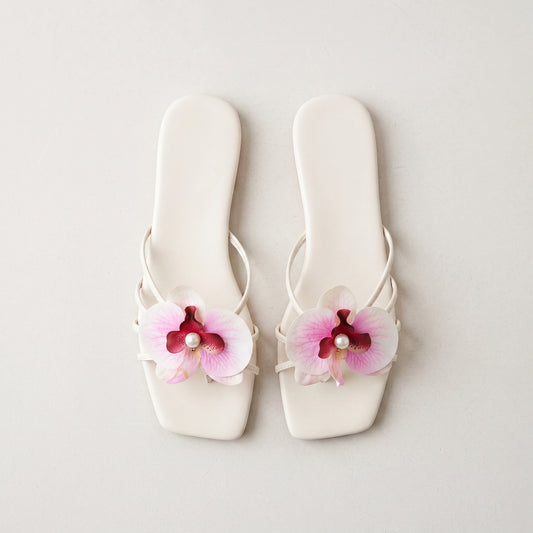 Floral White